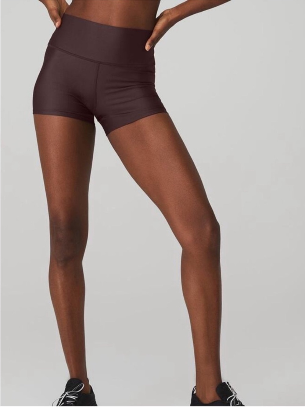 Alo Yoga High Waist Airlift Shorts 3.5" Raisin Sz M 8-10 W6136R